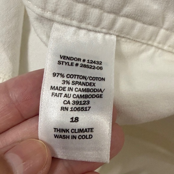 Northern Reflections Off-White Flat Front Shorts - Picture 7 of 7